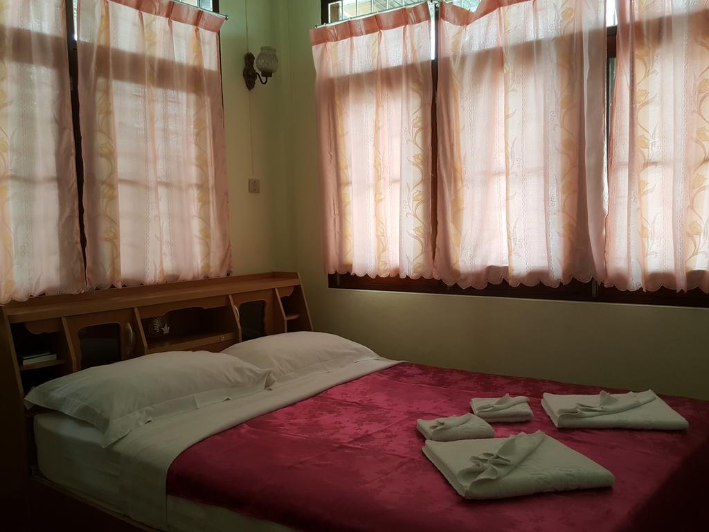 Emmanuel Guesthouse براشاوب خيرى خان المظهر الخارجي الصورة